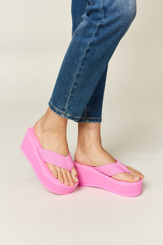 WILD DIVA Platform Wedge Pink Open Toe Chunky Thick Flip Flop Thong Sandals