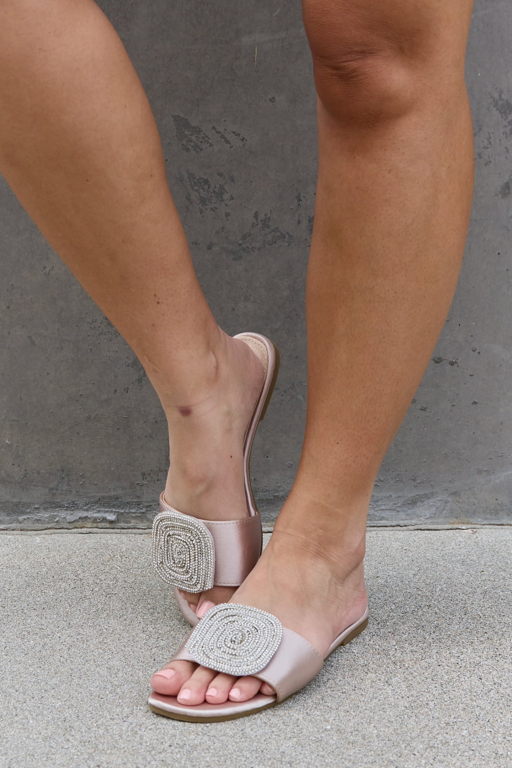 Weeboo Slide On Bedazzled Accented Slip On Flat Sandals in Nude Color New Day
