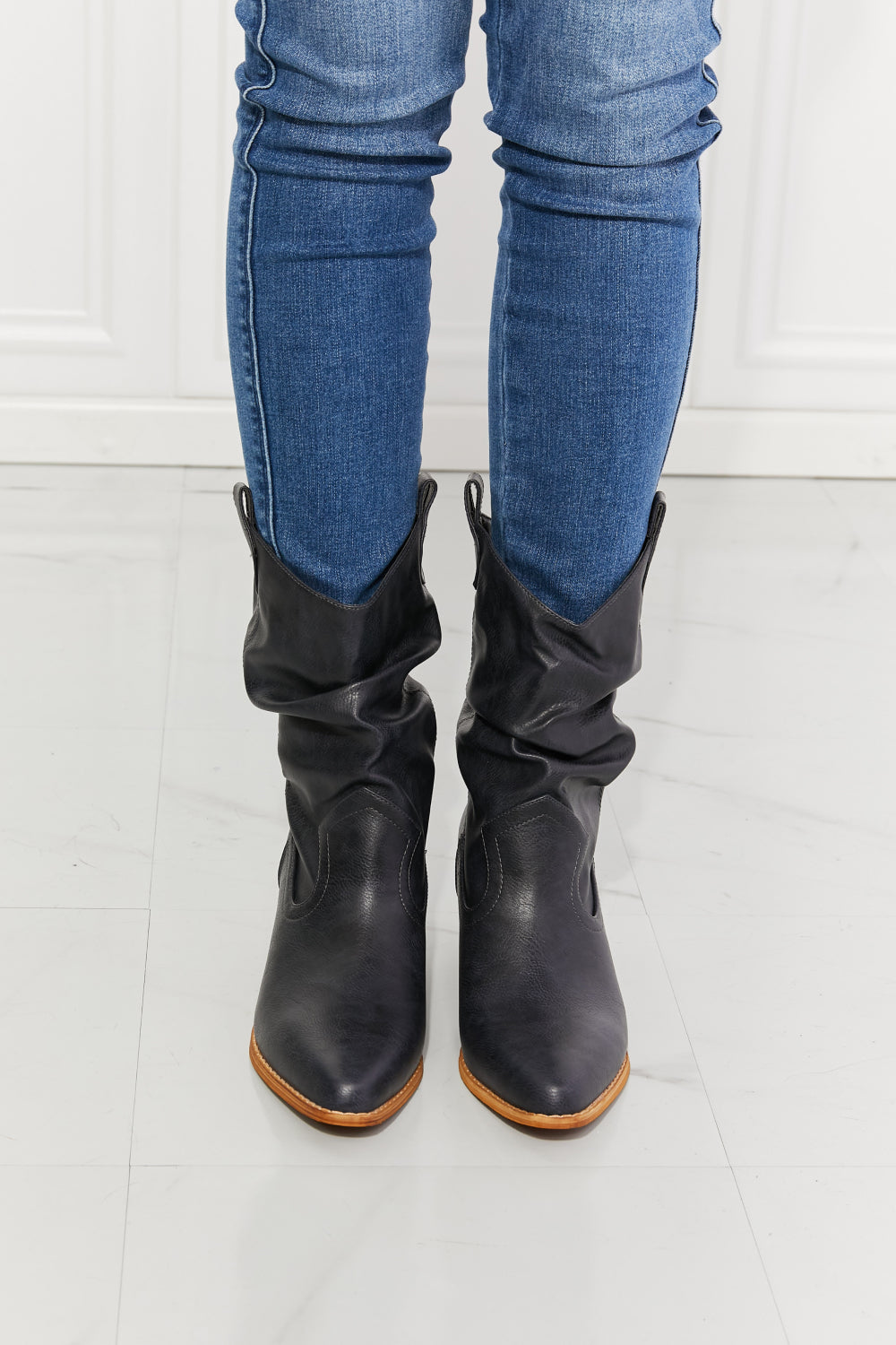 MMShoes Scrunch Cowboy Ankle Low Calf Cowgirl Bootie Heeled Boots in Navy