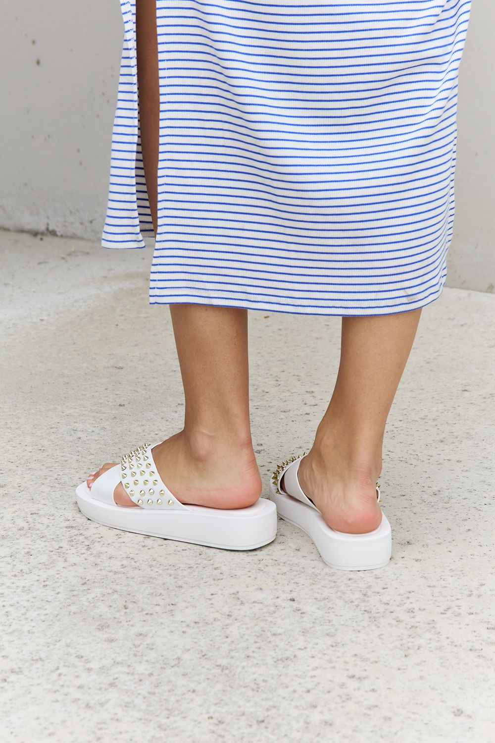 Forever Link Studded Cross Strap Slide On Slip In Platform Thick Sole Sandals in White