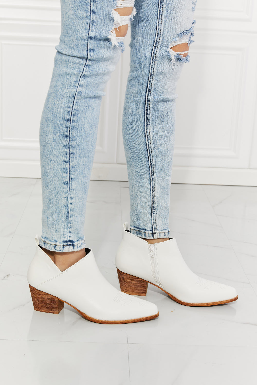 MMShoes Embroidered Crossover Cowboy Bootie Ankle Boots Stacked Heel White Trust Yourself