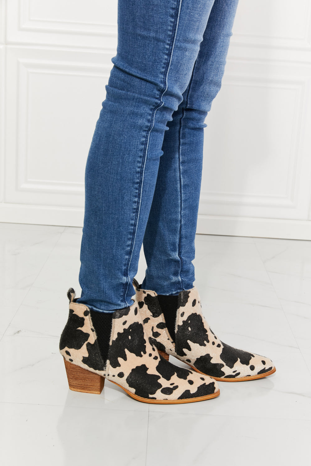 MMShoes Stacked Heel Cowboy Style Pointy Toe Ankle Bootie Boots Beige Cow Print Back At It