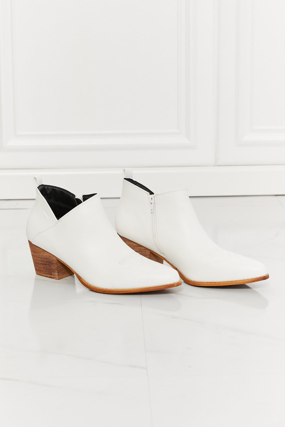 MMShoes Embroidered Crossover Cowboy Bootie Ankle Boots Stacked Heel White Trust Yourself