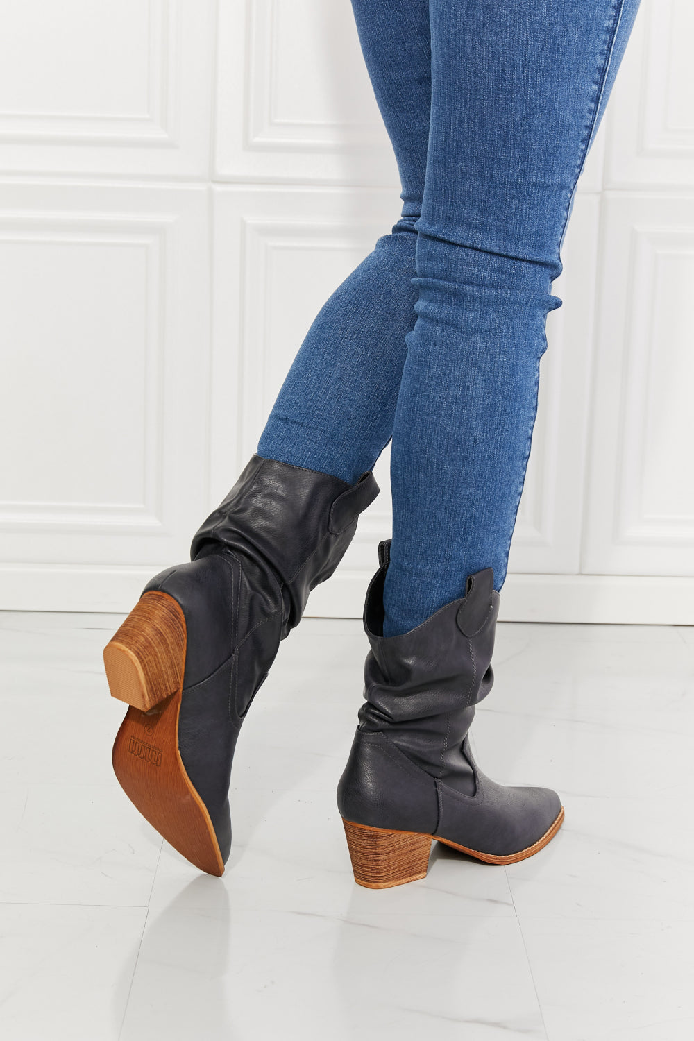 MMShoes Scrunch Cowboy Ankle Low Calf Cowgirl Bootie Heeled Boots in Navy