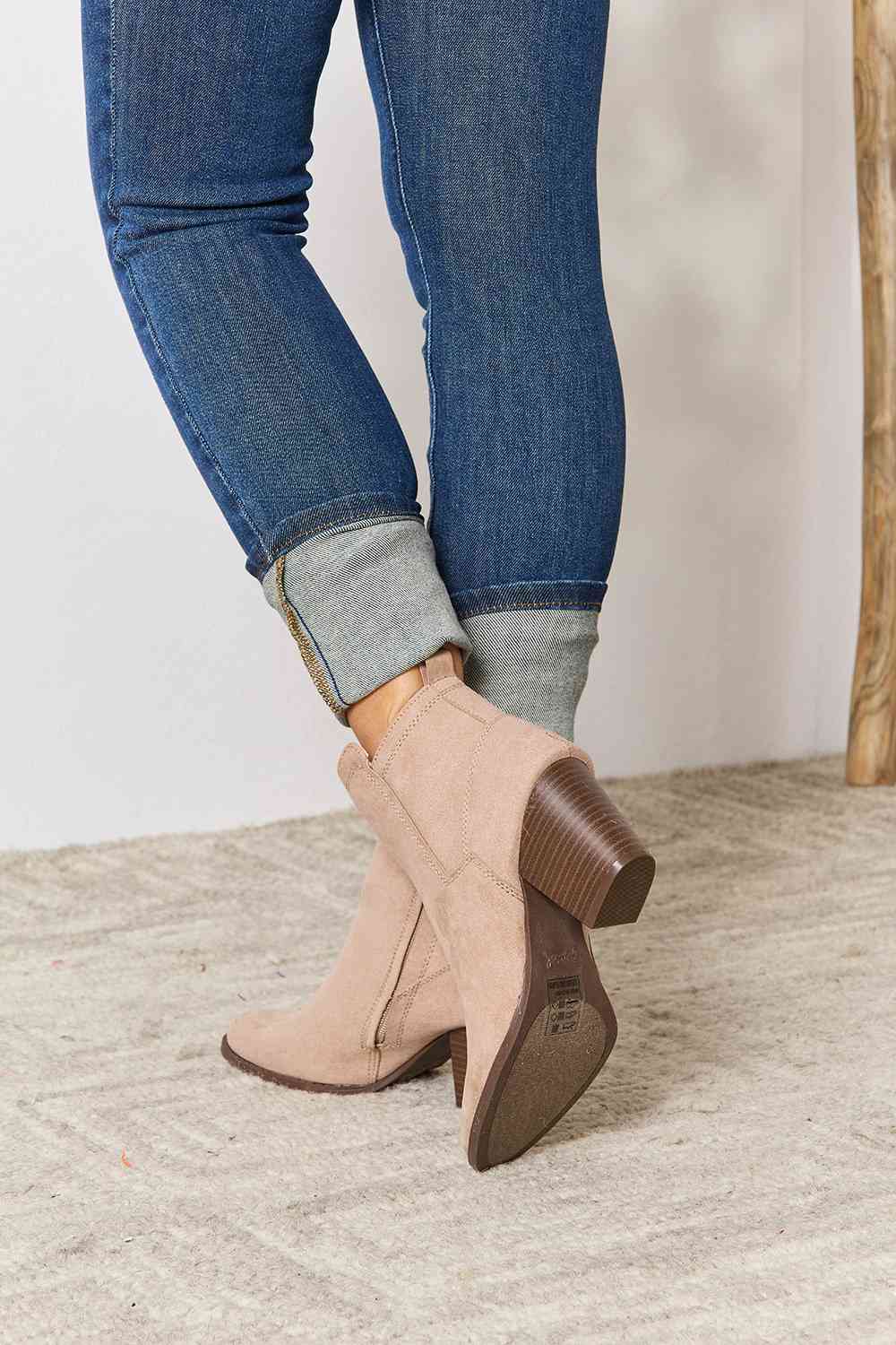 East Lion Corp Block Heel Point Toe Taupe Zipper Ankle Bootie Boots