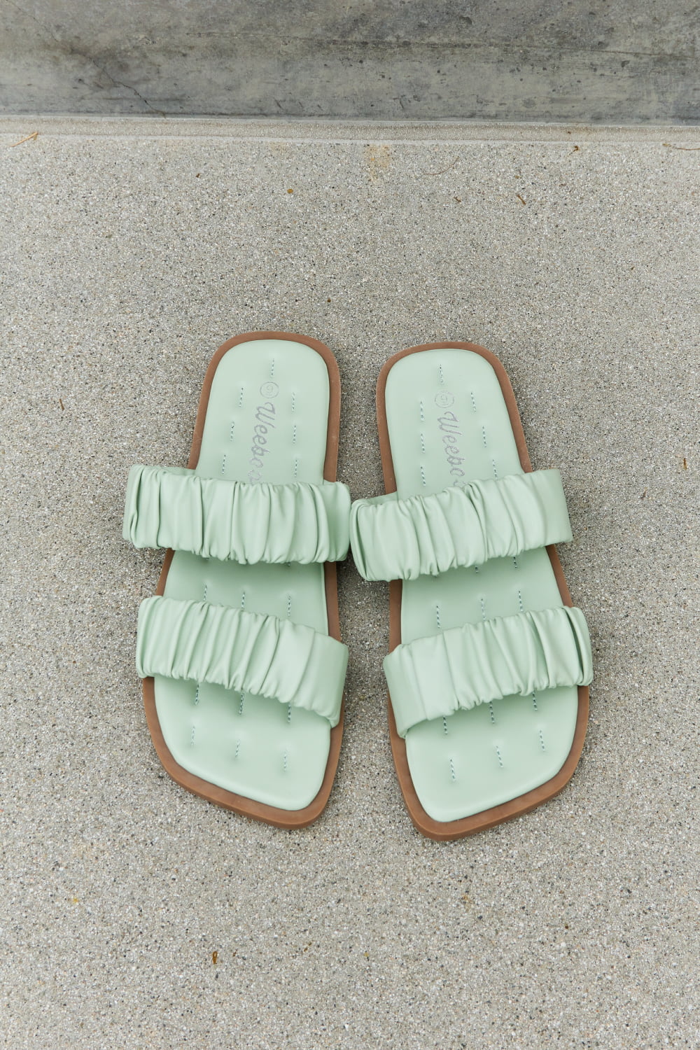 Weeboo Double Strap Scrunch Slide On Slip In Flat Sandals in Gum Leaf Green