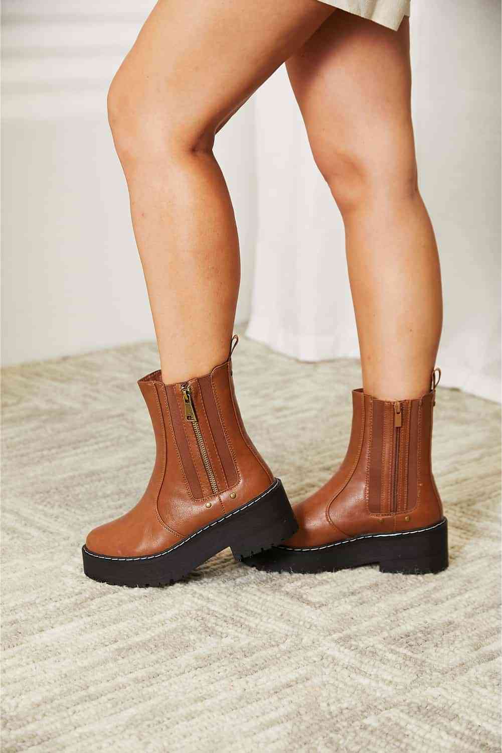 Forever Link Side Zip Platform Chunky Thick Sole Chestnut Brown Moto Bootie Boots